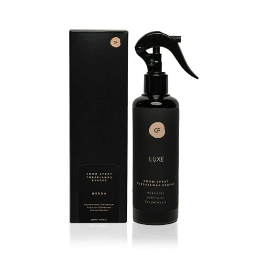 purskiamas-Luxe.webp Purškiamas kvapas "VOYAGE" 200 ml